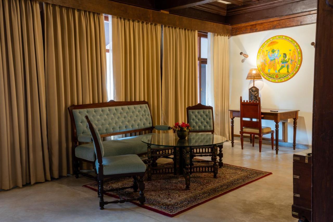 Sawantwadi Palace Boutique Art Hotel Exterior photo